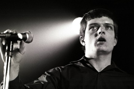 Ian-Curtis
